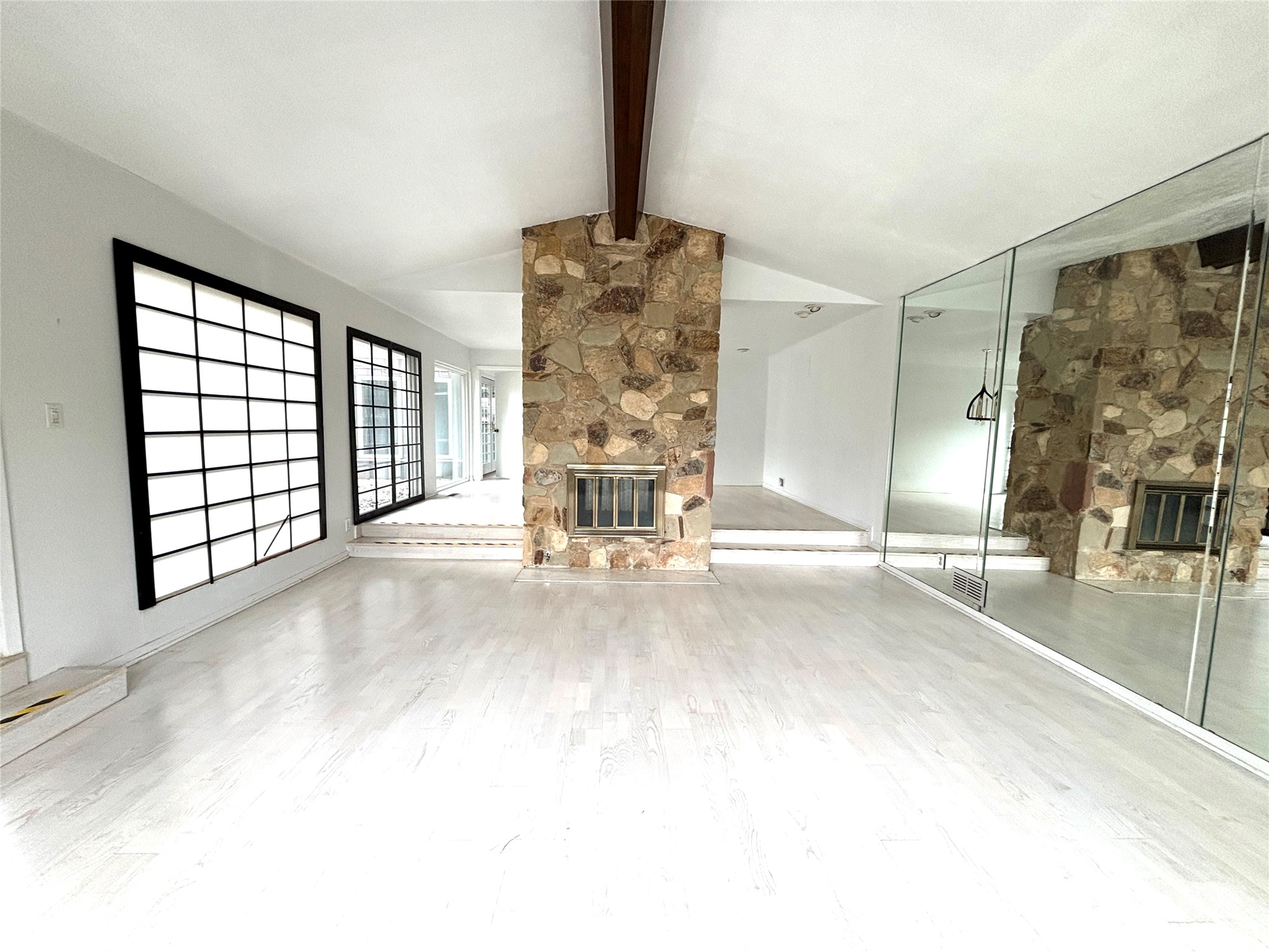12 Creekwood Circle Richardson TX 75080