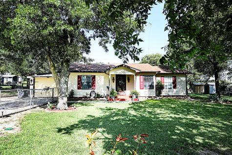 1561 Fm 1816 Bowie TX 76230