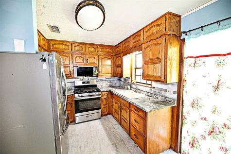 1561 Fm 1816 Bowie TX 76230