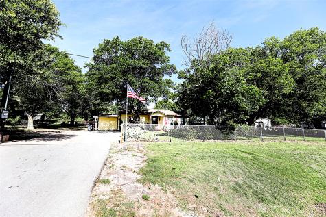 1561 Fm 1816 Bowie TX 76230