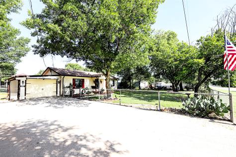 1561 Fm 1816 Bowie TX 76230