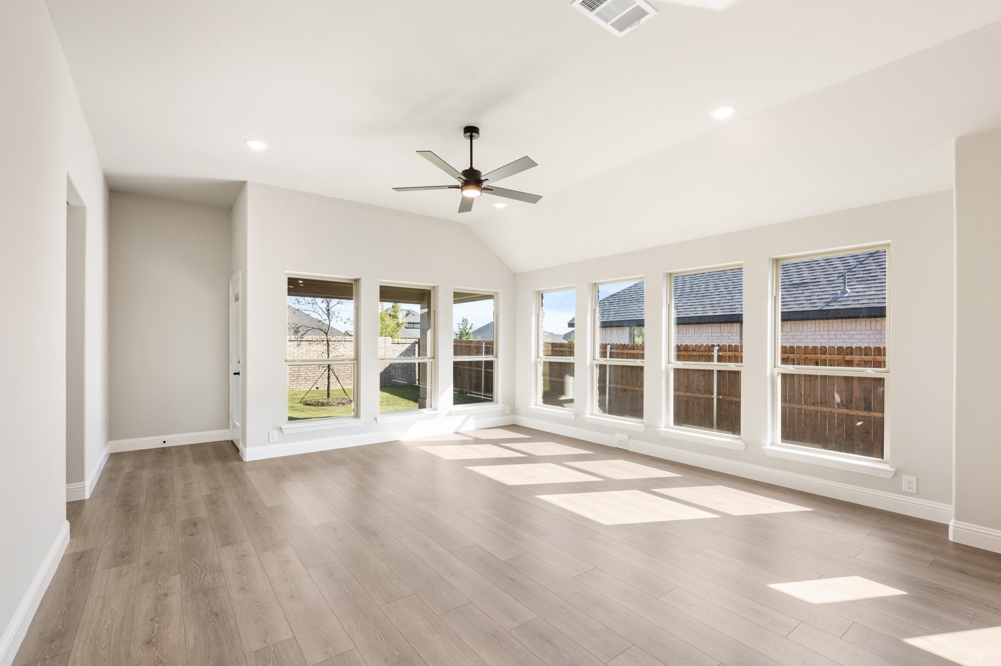 117 Whistling Duck Drive Balch Springs TX 75181