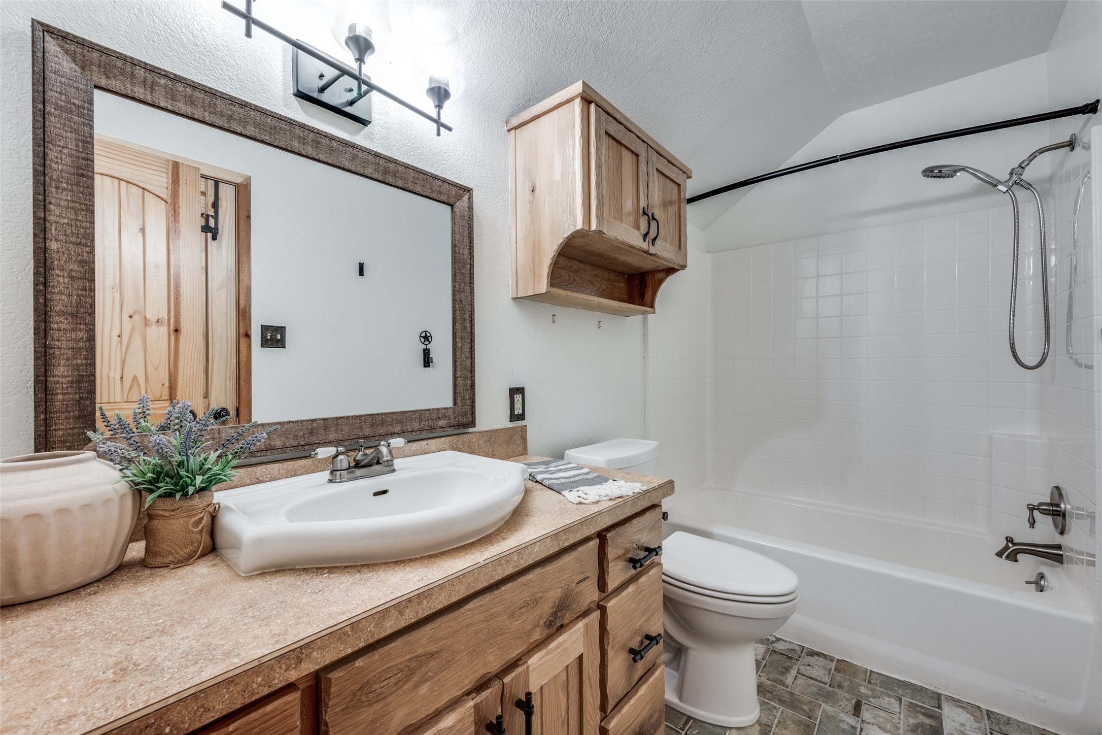 1353 Spring Creek Road Collinsville TX 76233