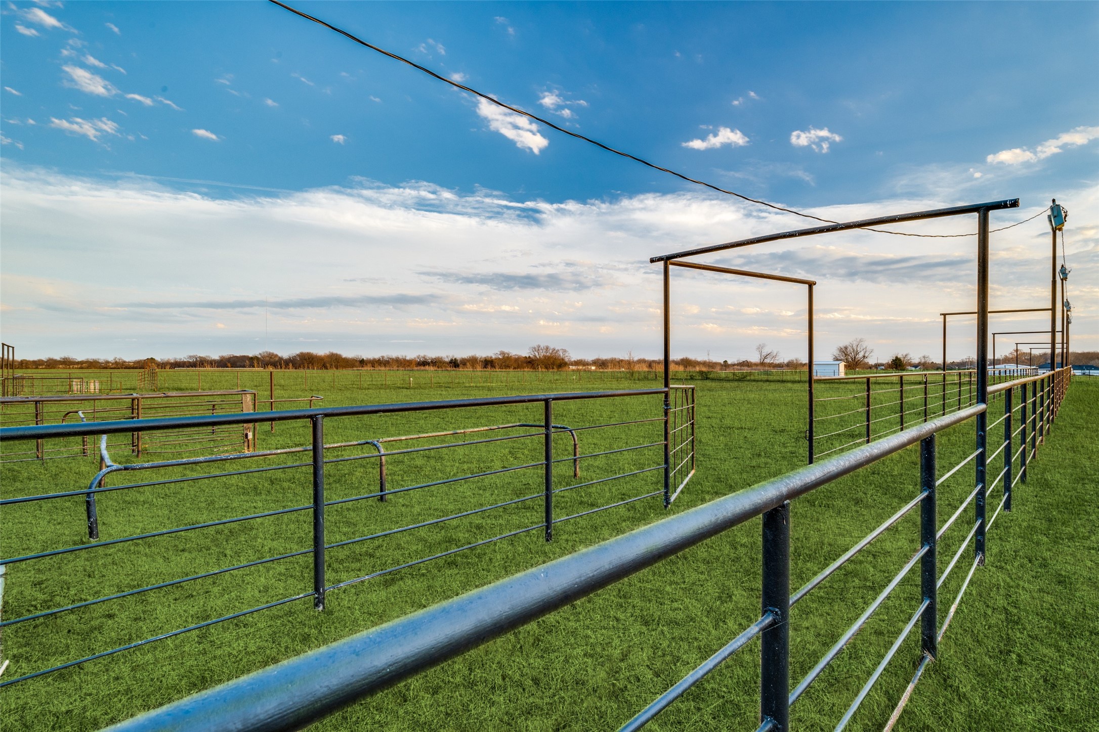 1353 Spring Creek Road Collinsville TX 76233