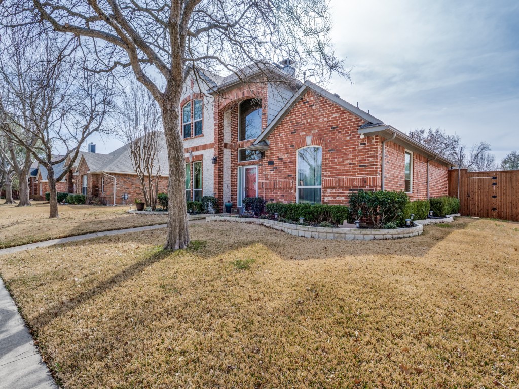 2006 Hillside Drive Rowlett TX 75088