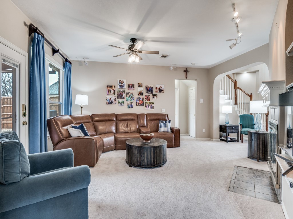 2006 Hillside Drive Rowlett TX 75088