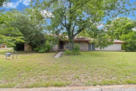 301 N 8th Avenue Teague TX 75860