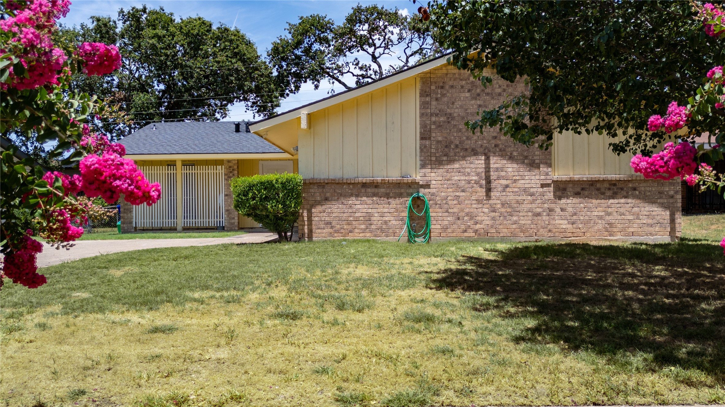 12609 Spring Branch Drive Balch Springs TX 75180