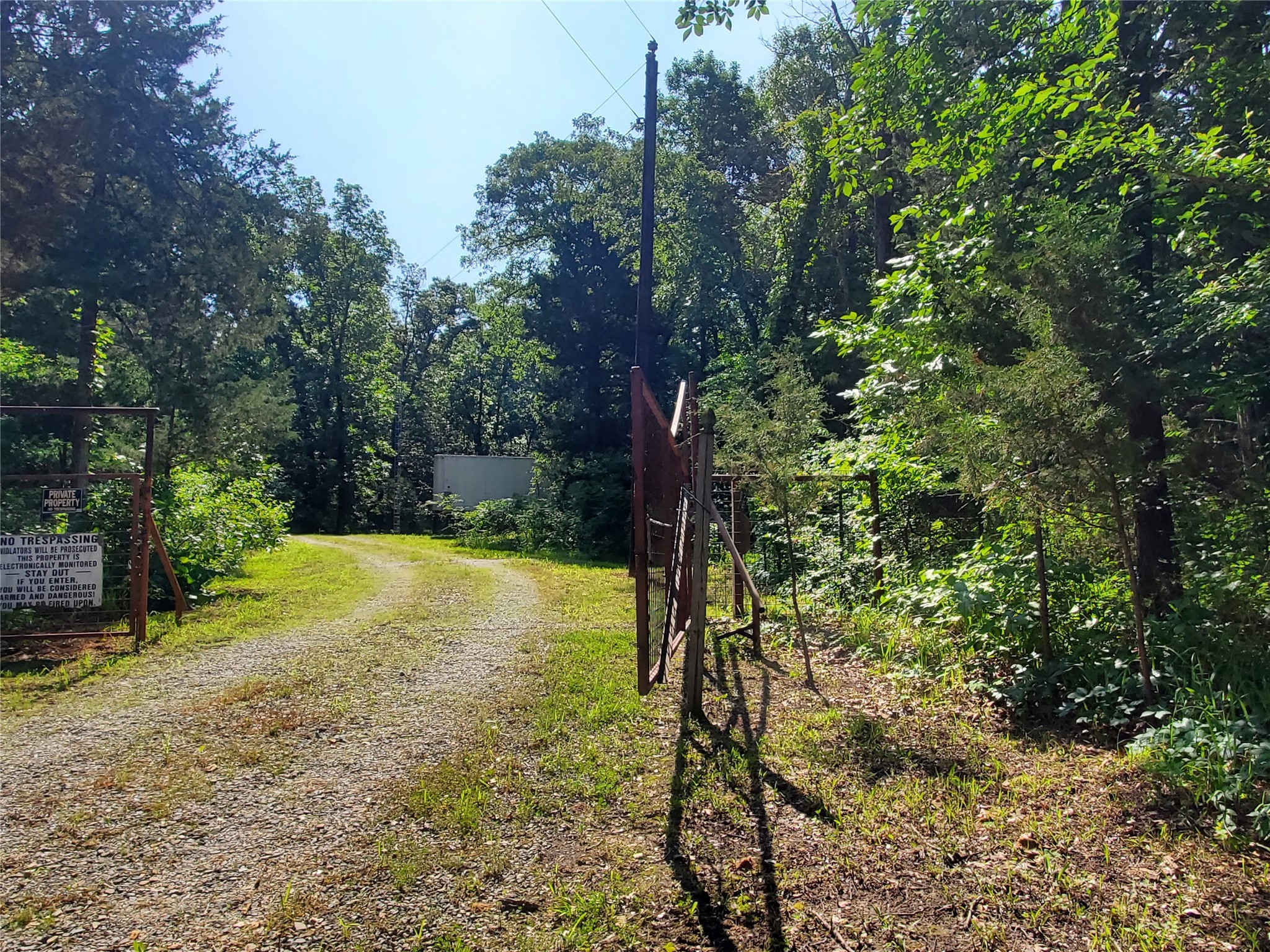 456 Pr 41 Honey Grove TX 75446