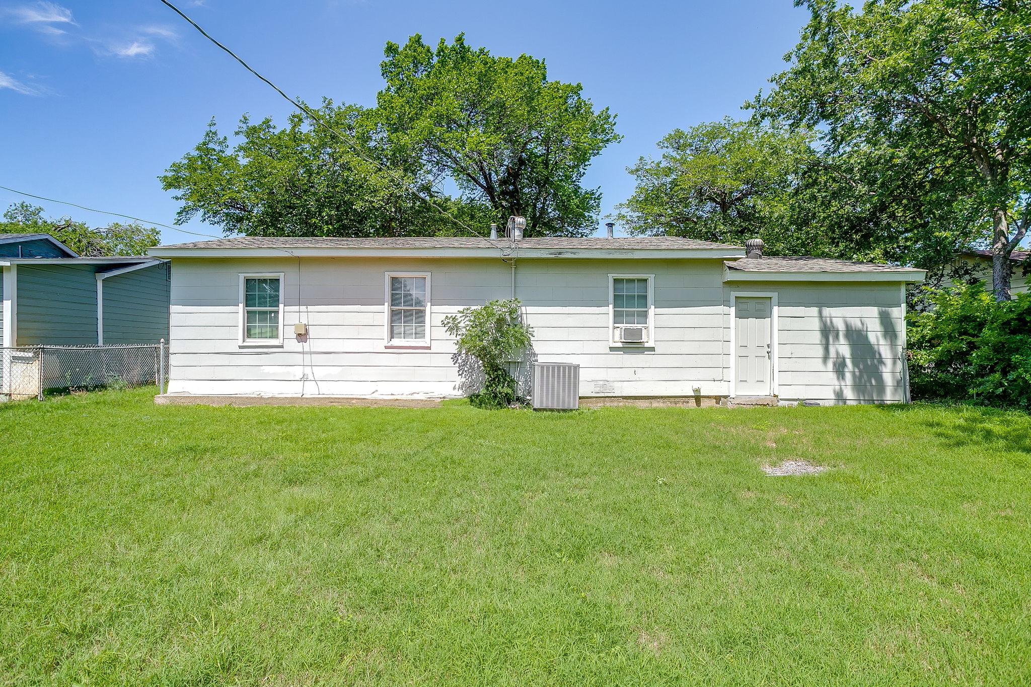 822 Ronald Street White Settlement TX 76108