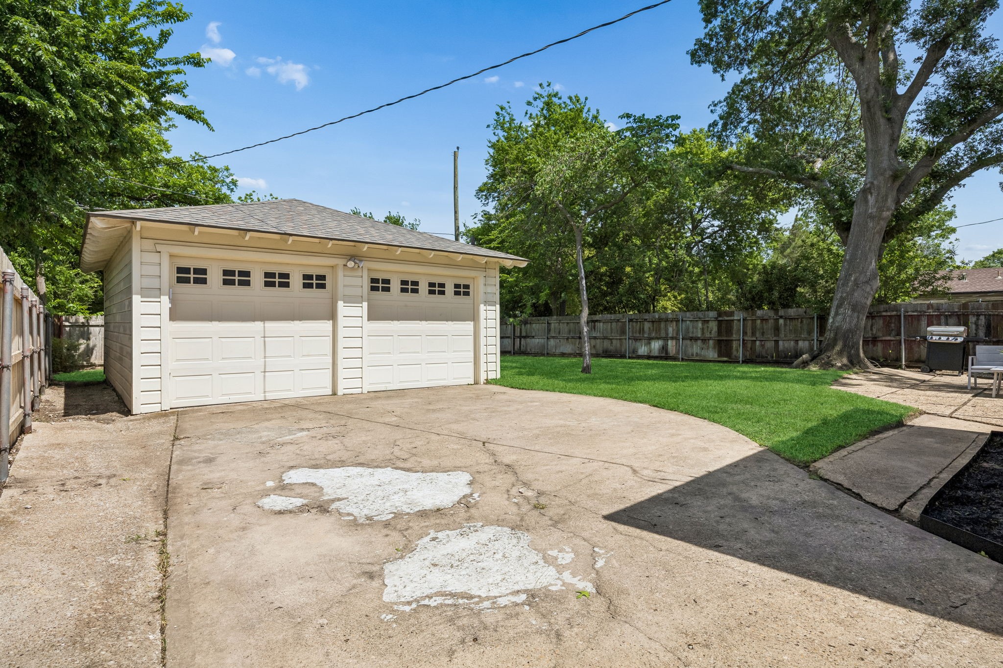 10156 Baronne Circle Dallas TX 75218