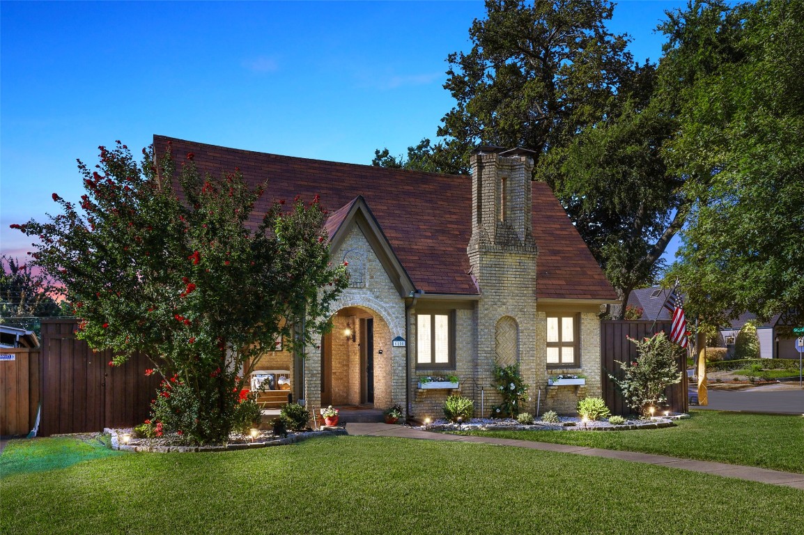 6108 Palo Pinto Avenue Dallas TX 75214