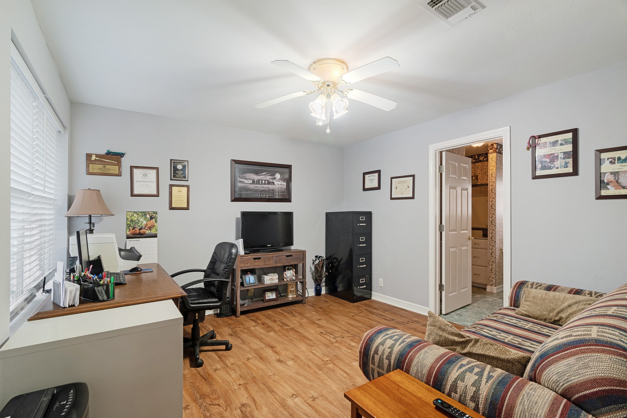 1005 E Highway 82 Blossom TX 75416