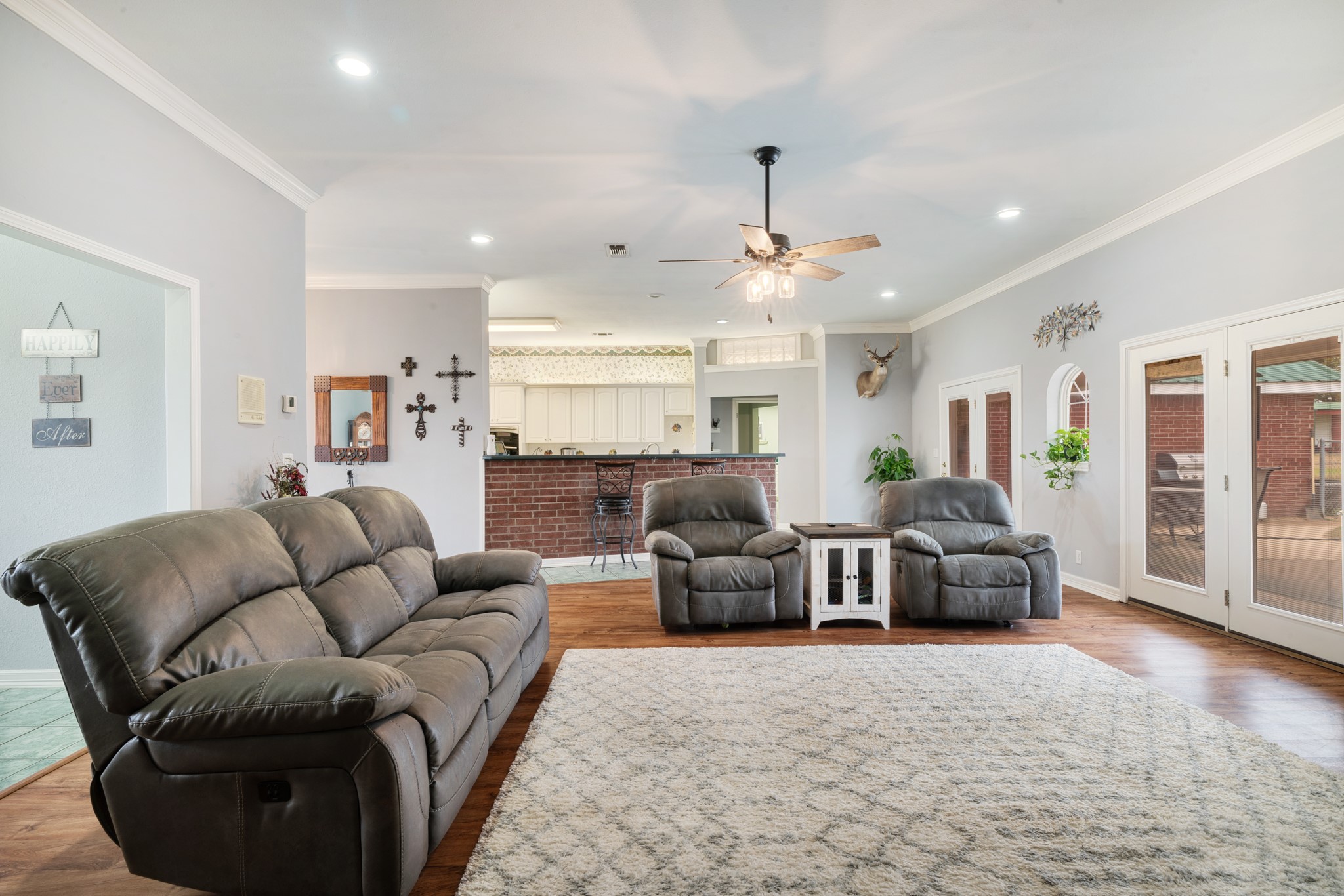 1005 E Highway 82 Blossom TX 75416
