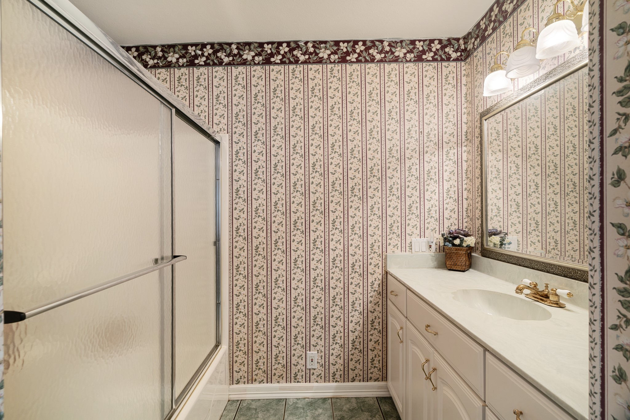 1005 E Highway 82 Blossom TX 75416