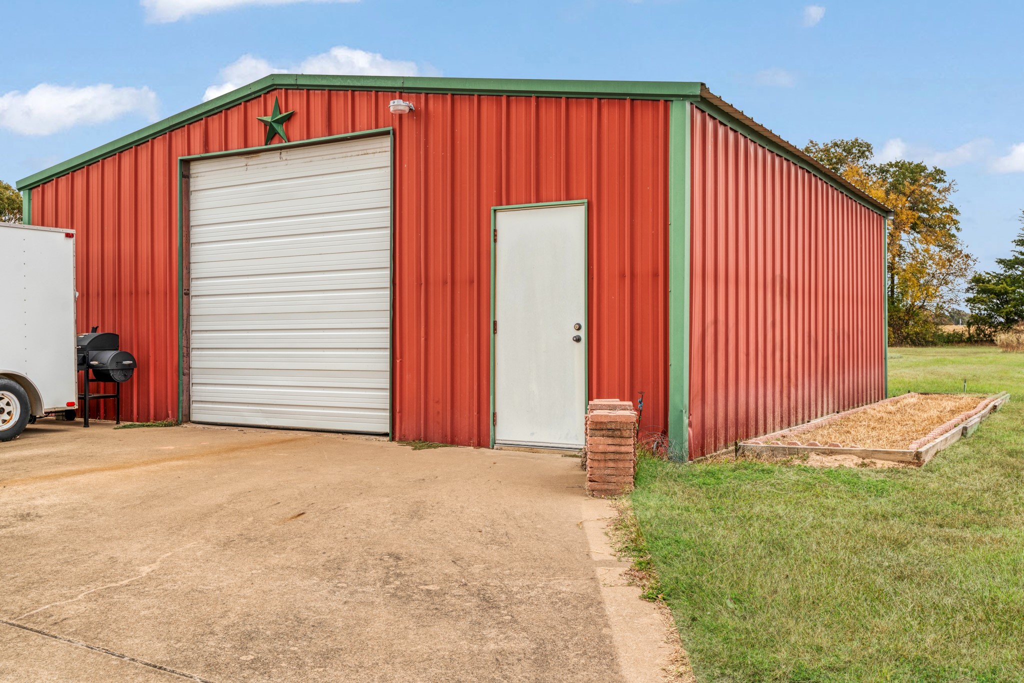 1005 E Highway 82 Blossom TX 75416