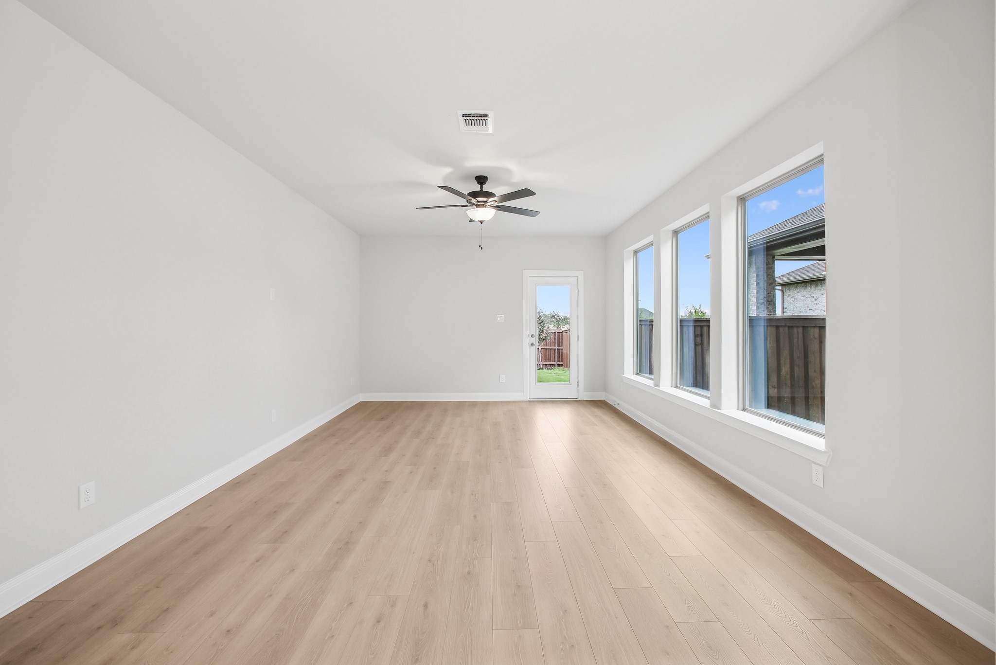 1036 Almond Blossom Circle Crowley TX 76036