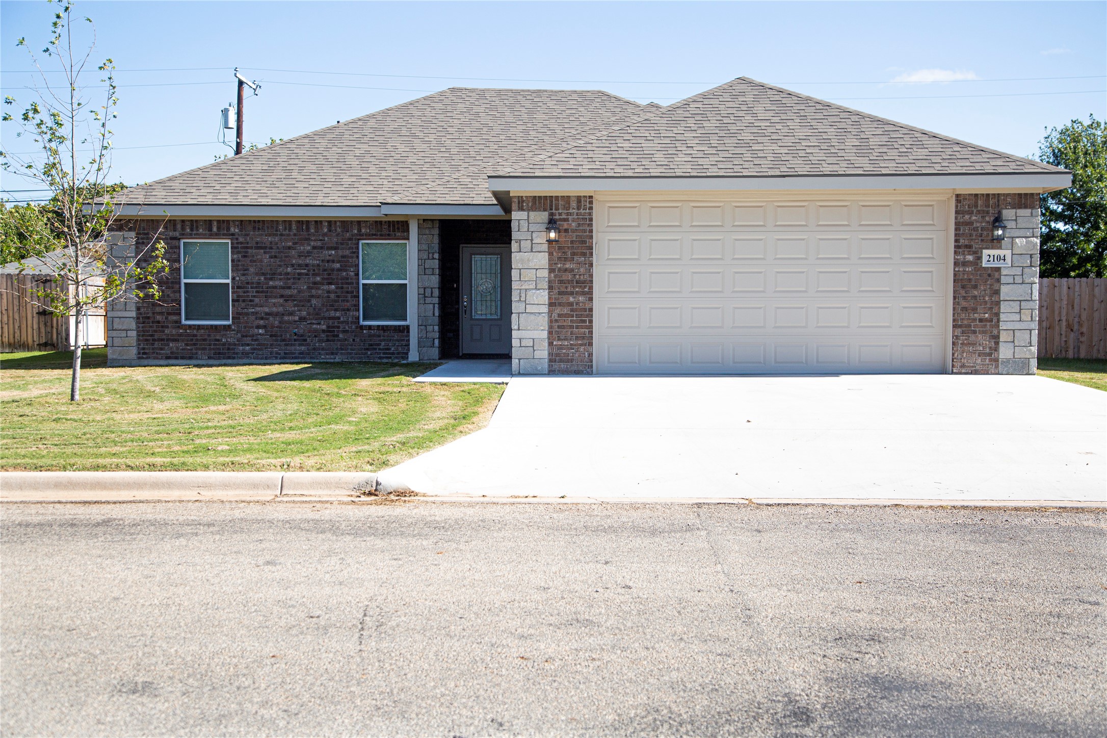 2104 Brooke Lane Brownwood TX 76801