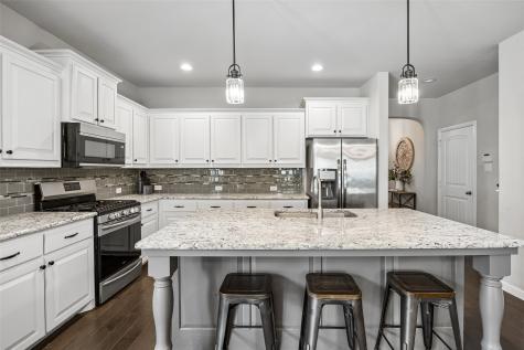 1904 Cardinal Way Argyle TX 76226