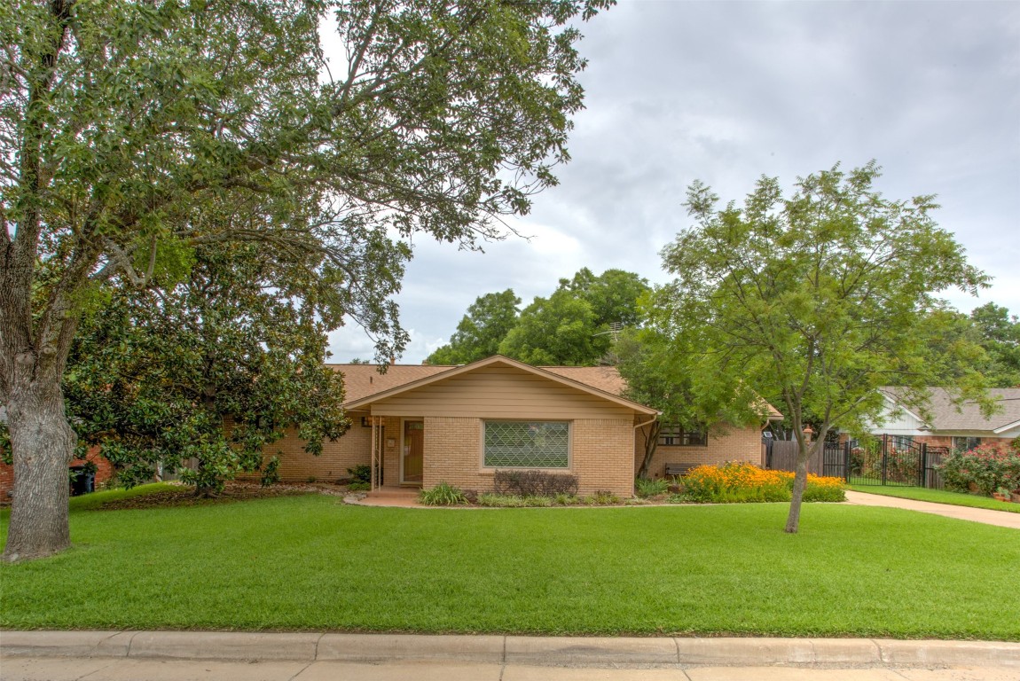 5700 Wessex Avenue Fort Worth TX 76133