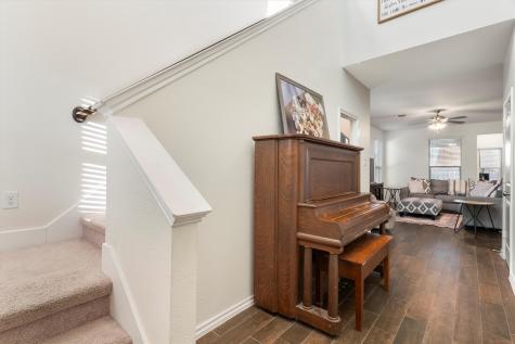1025 Mason Street Aubrey TX 76227