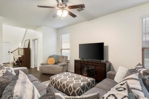 1025 Mason Street Aubrey TX 76227