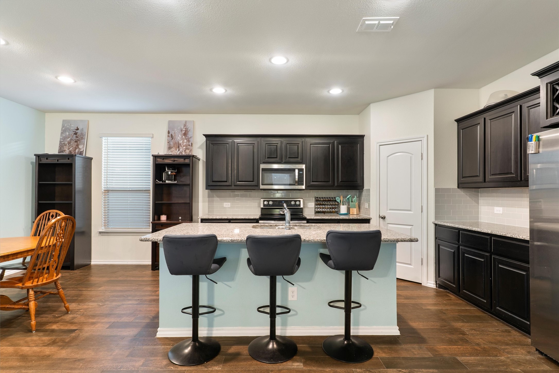 1025 Mason Street Aubrey TX 76227