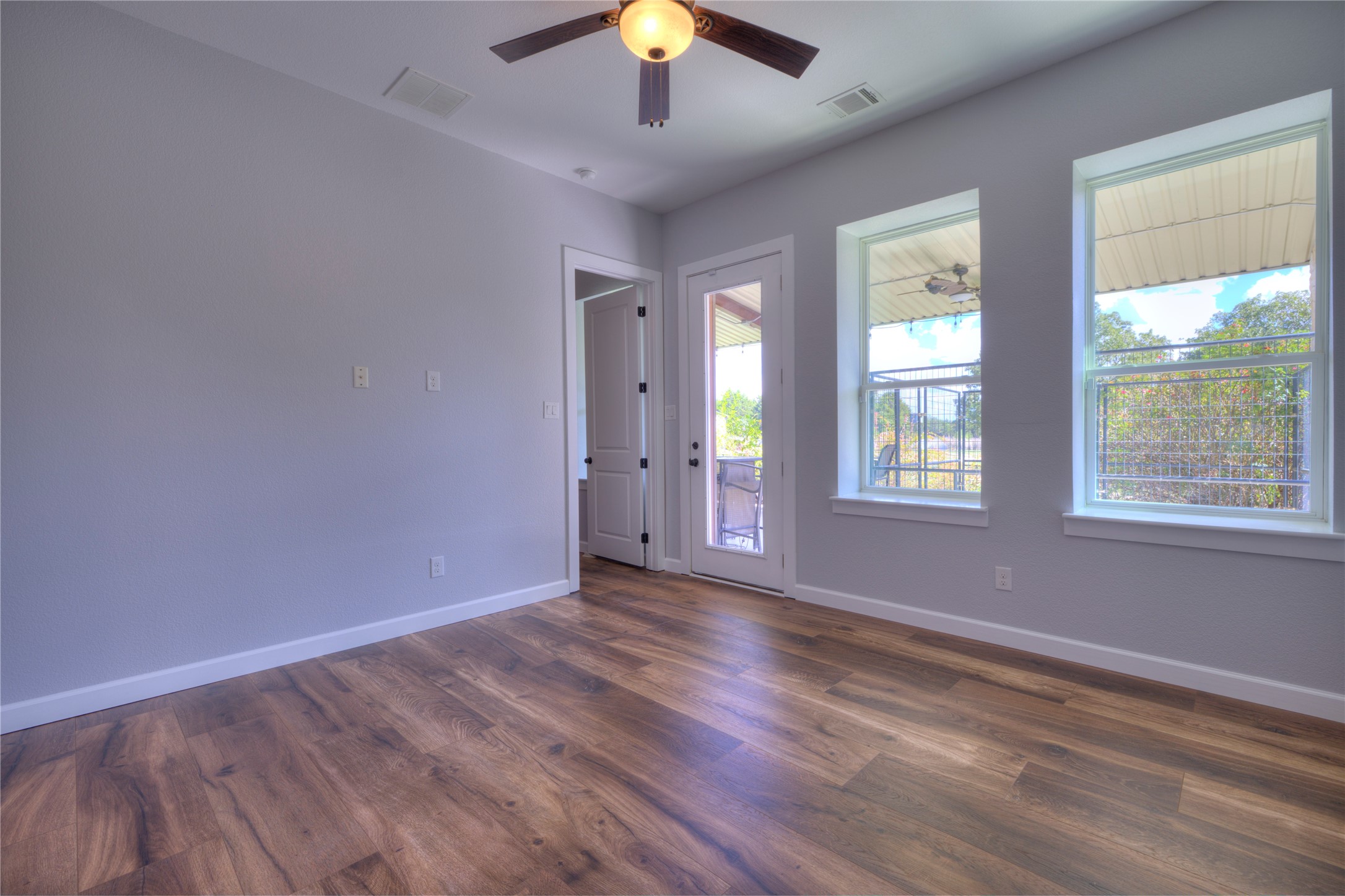 1639 Bloomfield Road Valley View TX 76272