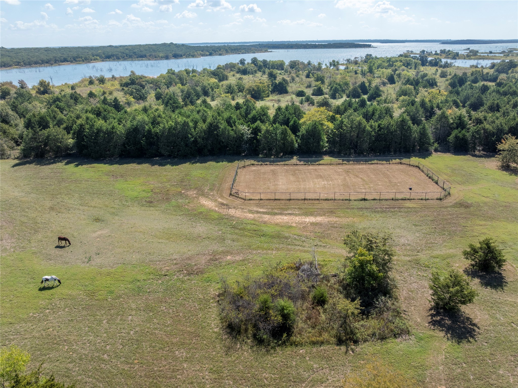 1639 Bloomfield Road Valley View TX 76272