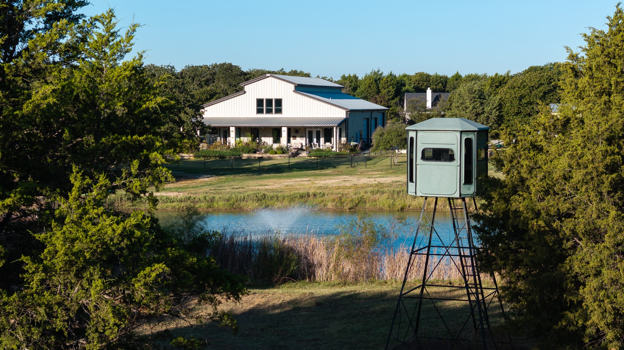 1639 Bloomfield Road Valley View TX 76272