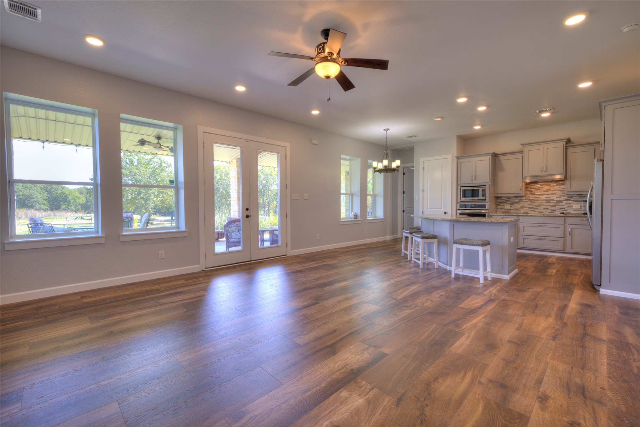 1639 Bloomfield Road Valley View TX 76272
