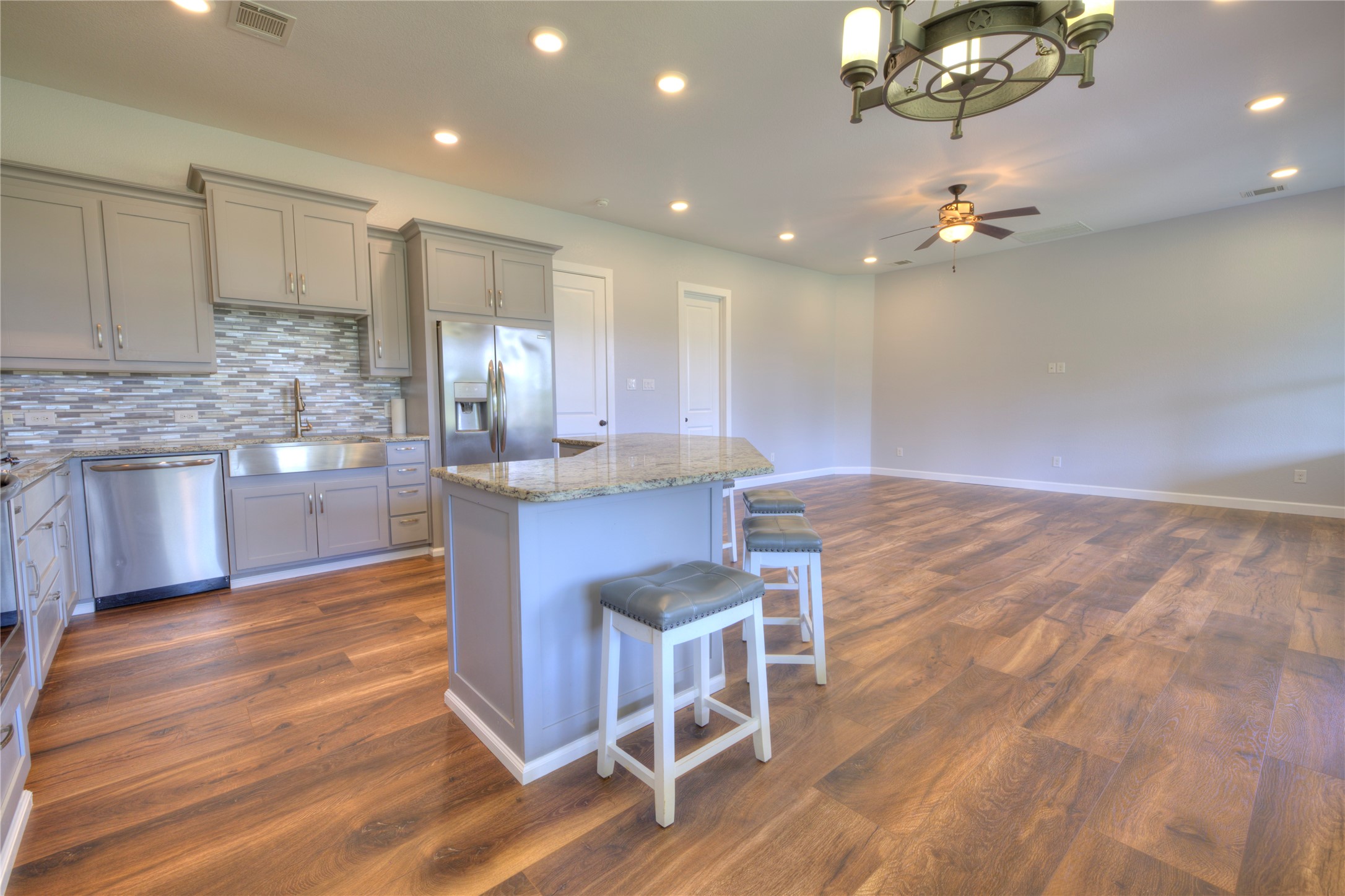 1639 Bloomfield Road Valley View TX 76272