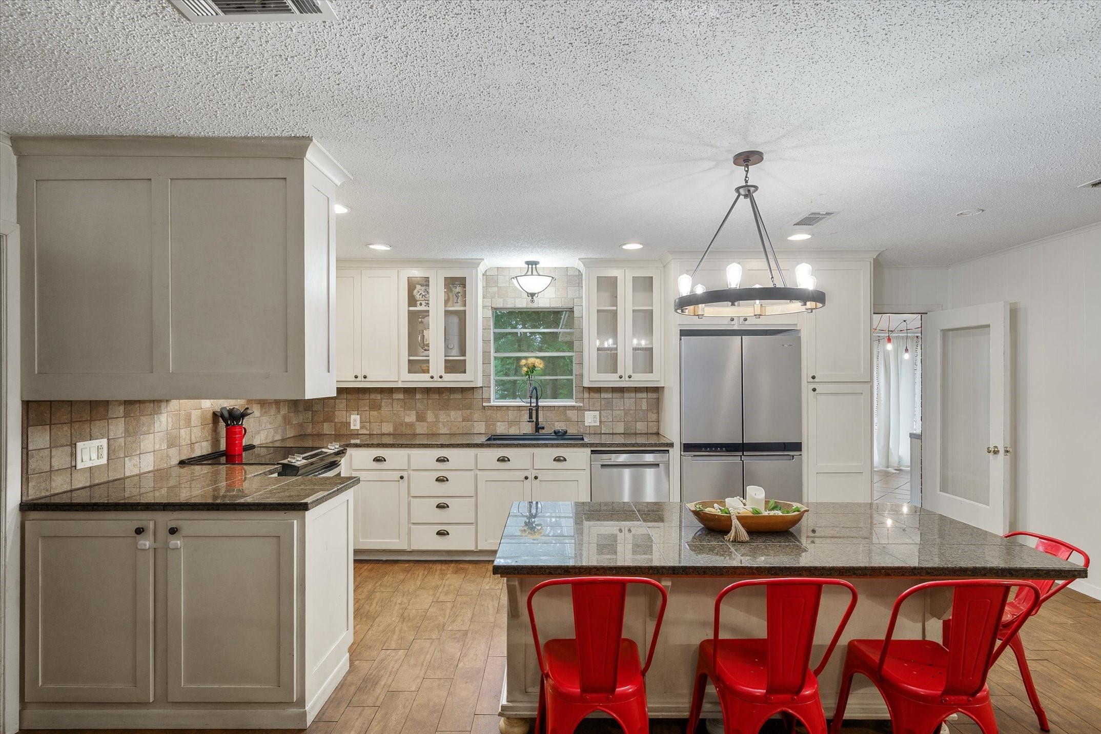 1522 Tanglewood Drive E Hideaway TX 75771