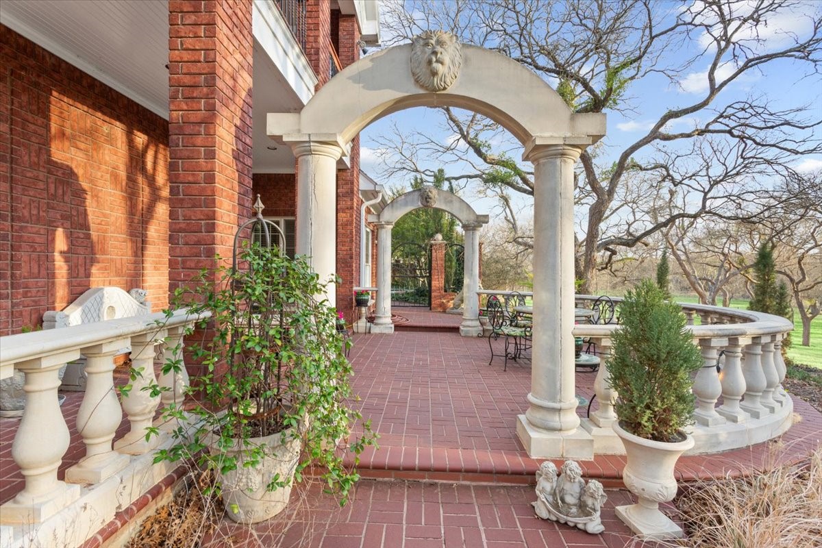 3429 River Oaks Drive Woodway TX 76712