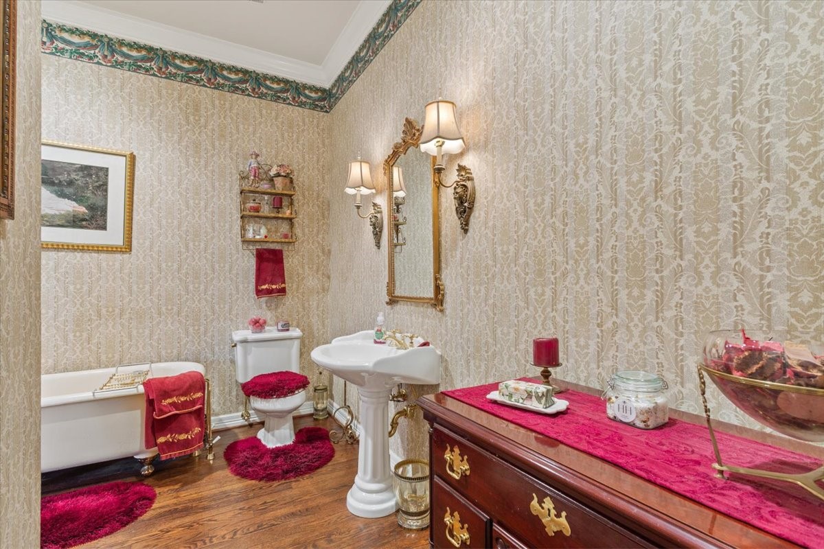3429 River Oaks Drive Woodway TX 76712