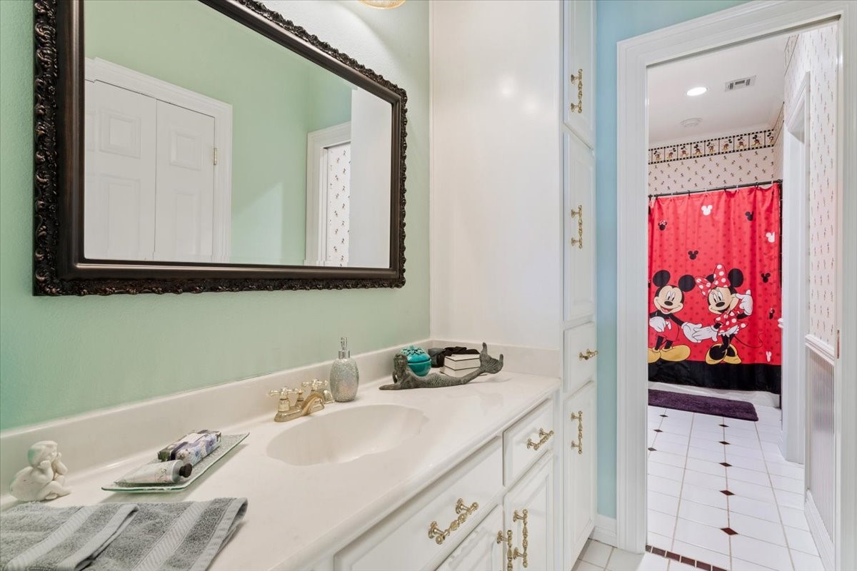 3429 River Oaks Drive Woodway TX 76712