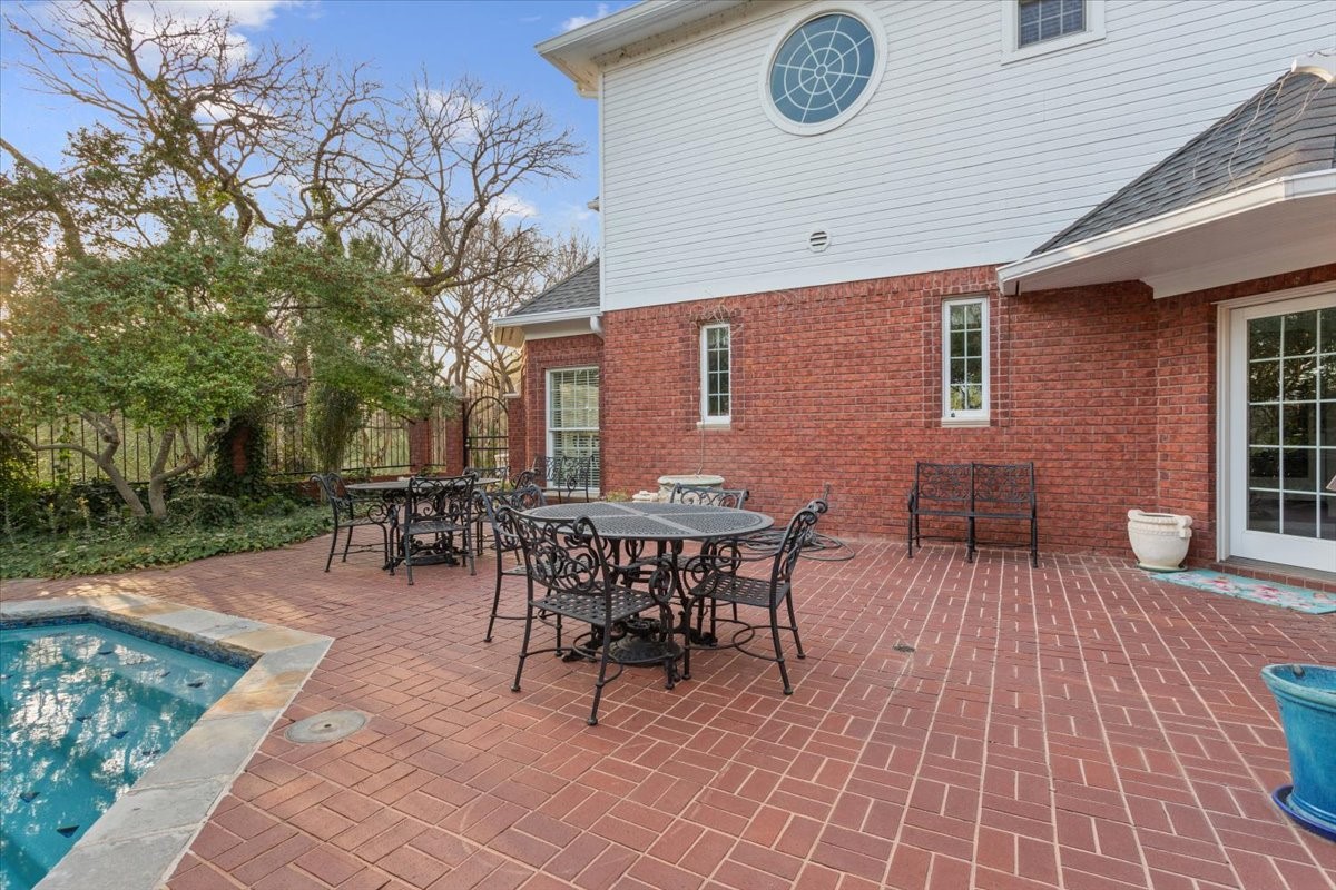 3429 River Oaks Drive Woodway TX 76712