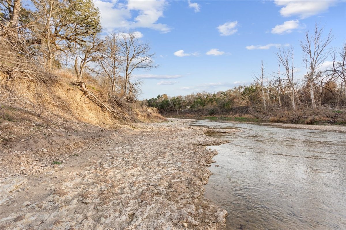 3429 River Oaks Drive Woodway TX 76712