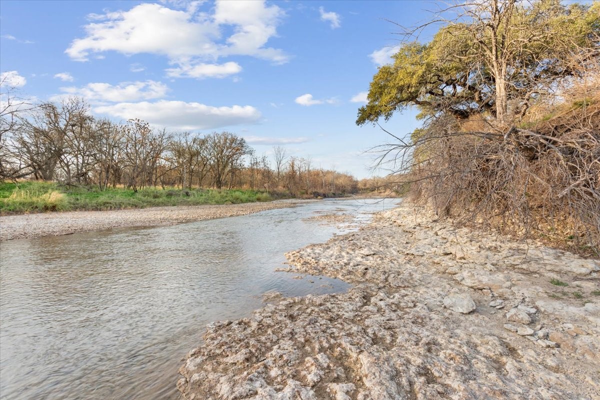 3429 River Oaks Drive Woodway TX 76712