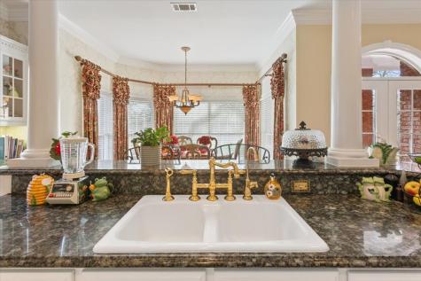 3429 River Oaks Drive Woodway TX 76712