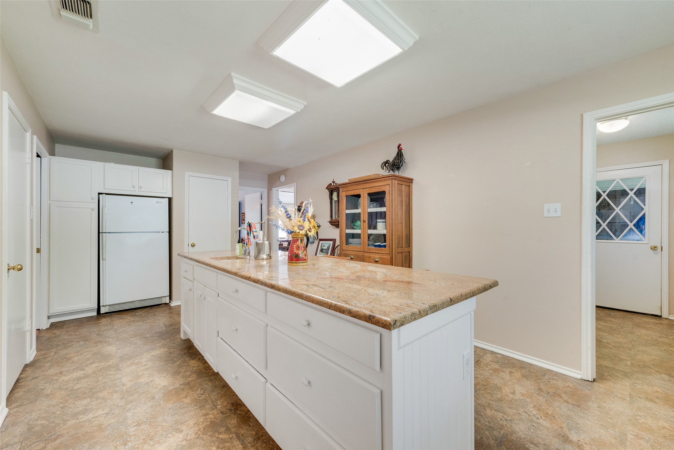 106 Rambling Trail Weatherford TX 76087