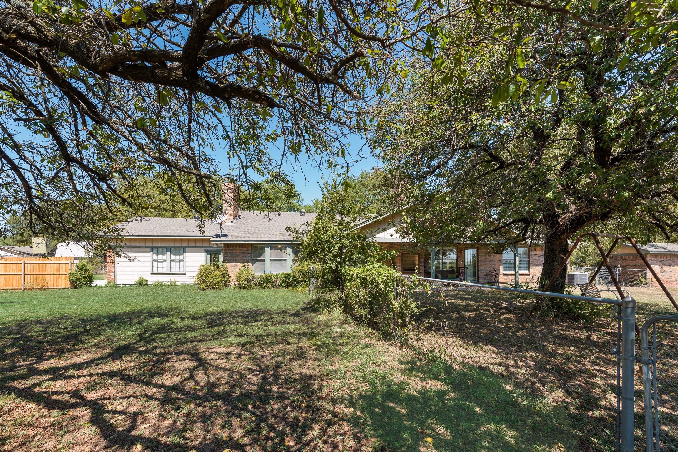 106 Rambling Trail Weatherford TX 76087