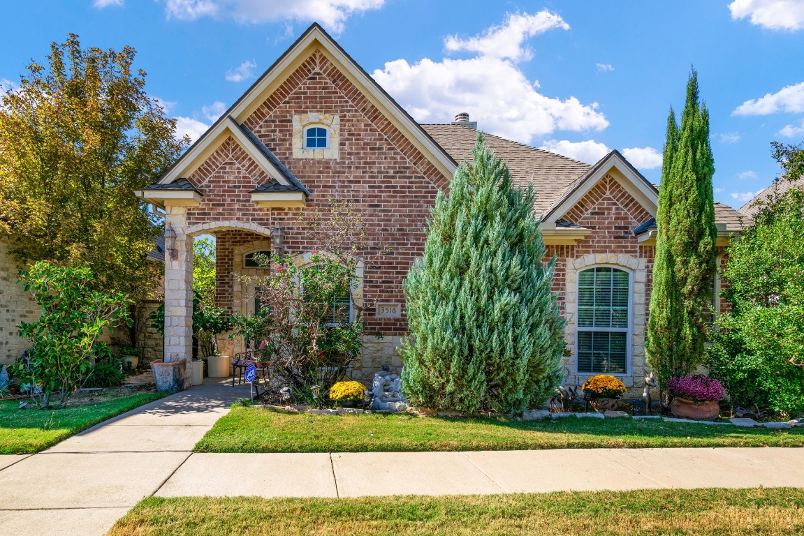 3516 Fountain Way Granbury TX 76049