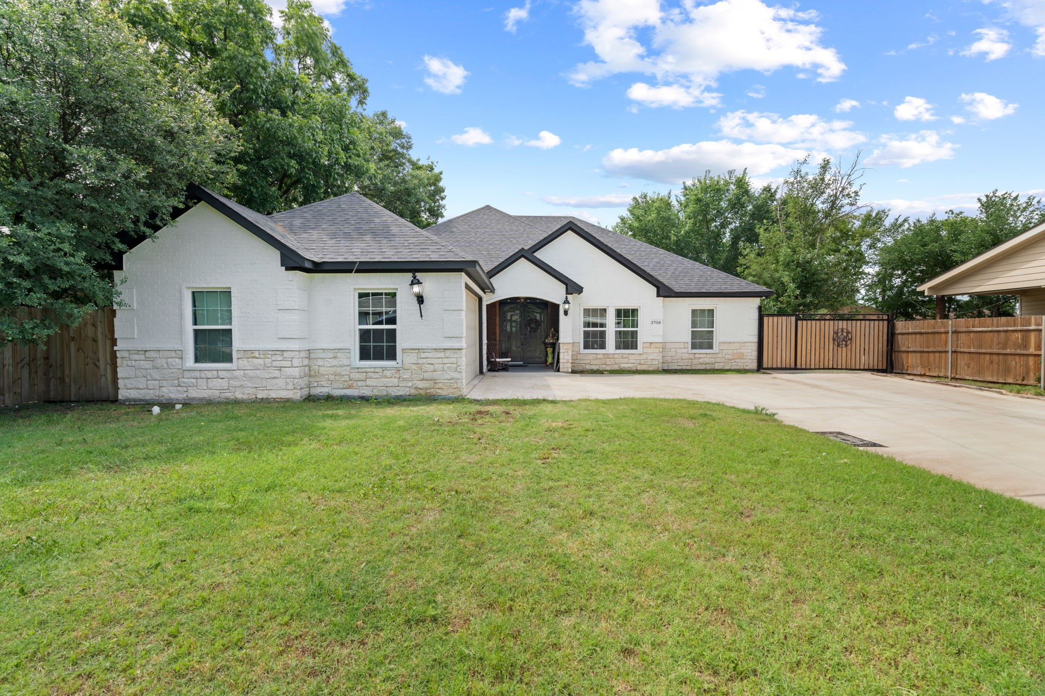 3708 Columbine Drive Everman TX 76140