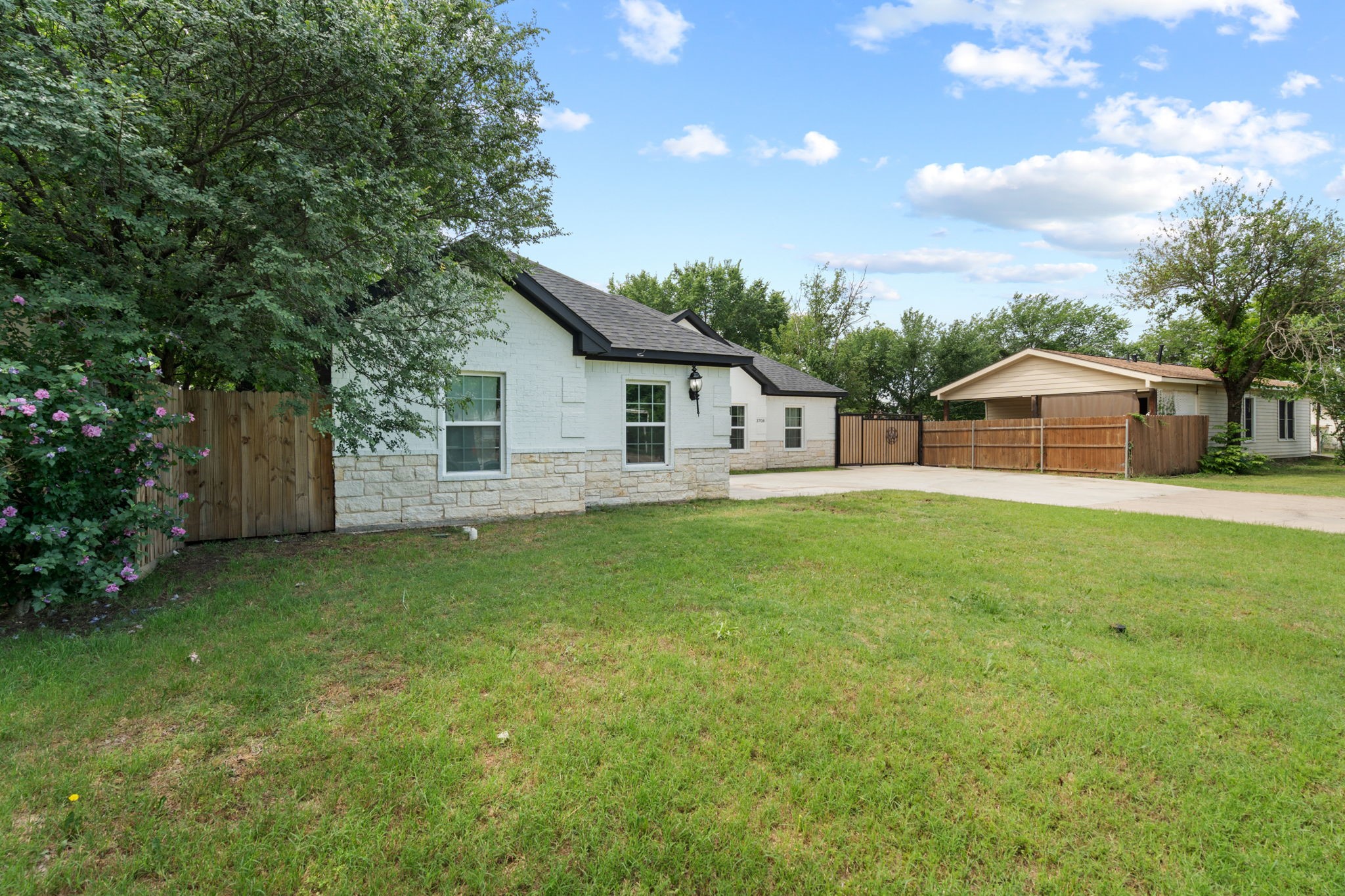 3708 Columbine Drive Everman TX 76140