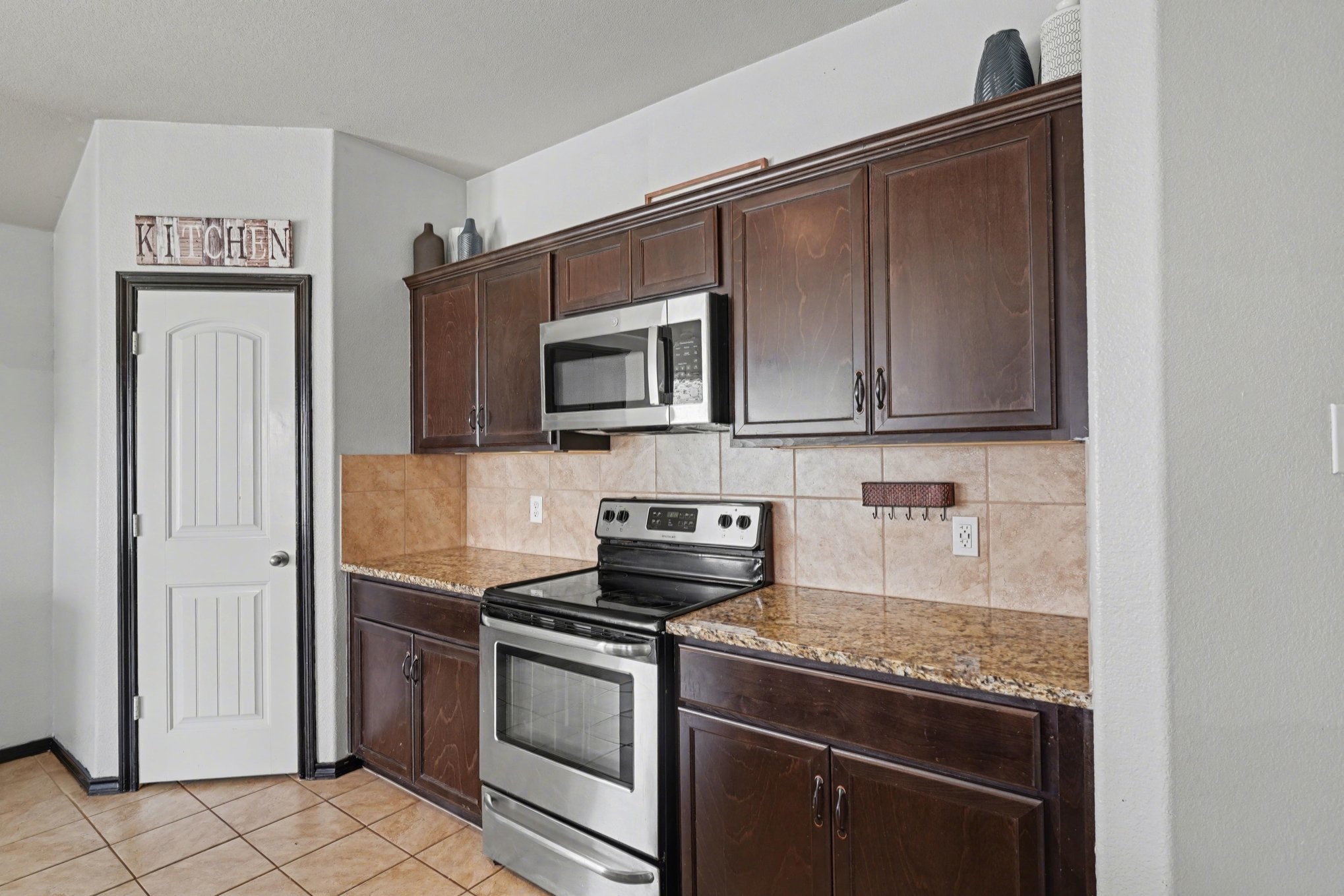 257 Meadowlands Drive Ponder TX 76259
