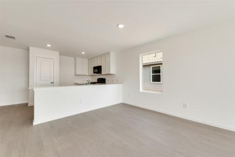 101 Kristen Drive Grandview TX 76050