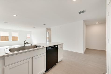 101 Kristen Drive Grandview TX 76050