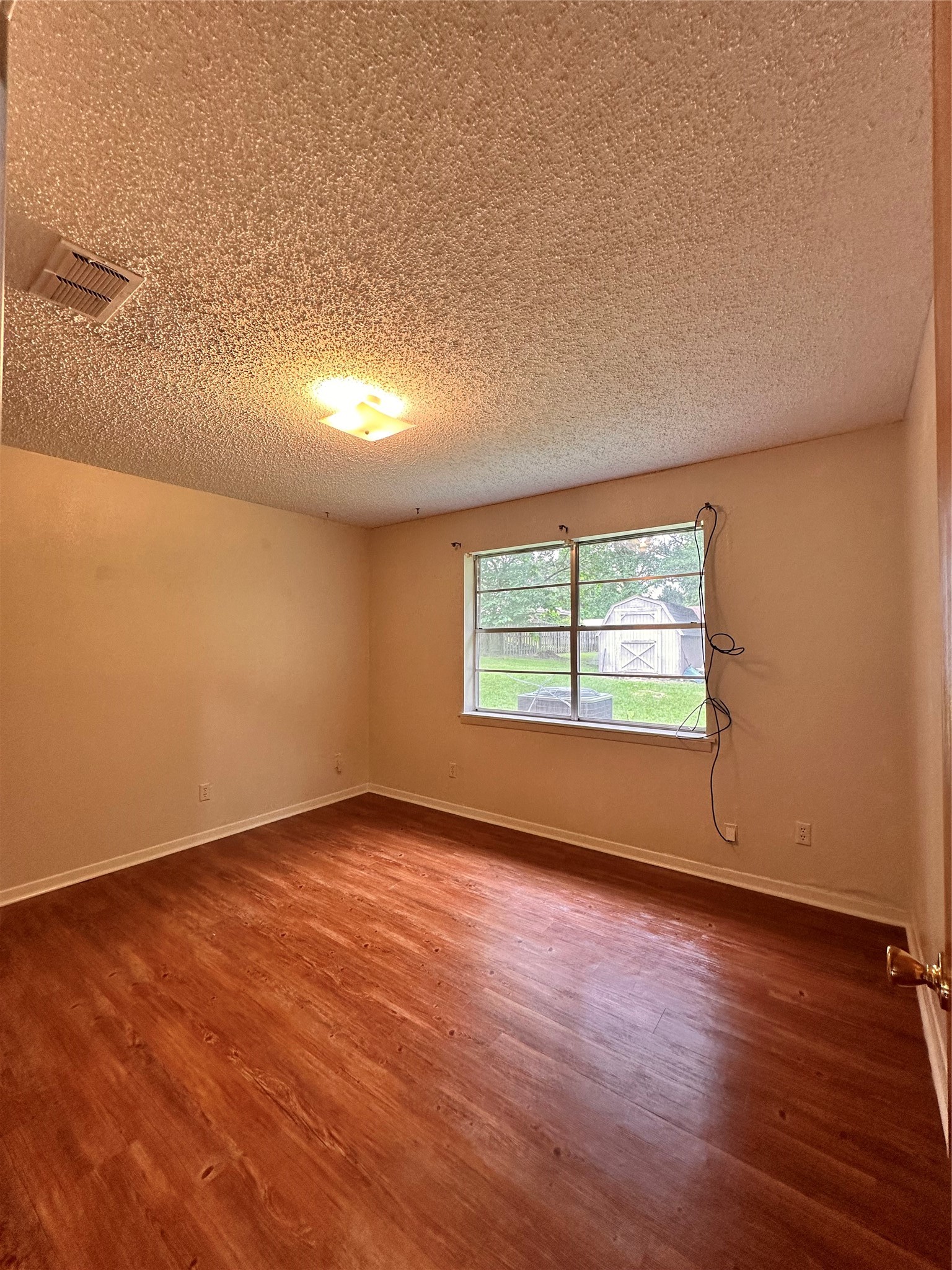 303 Crow Linden TX 75563