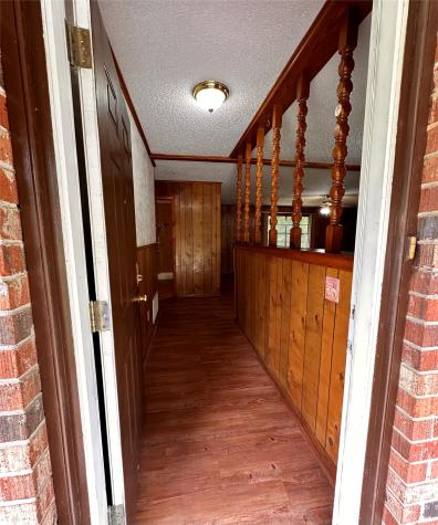 303 Crow Linden TX 75563